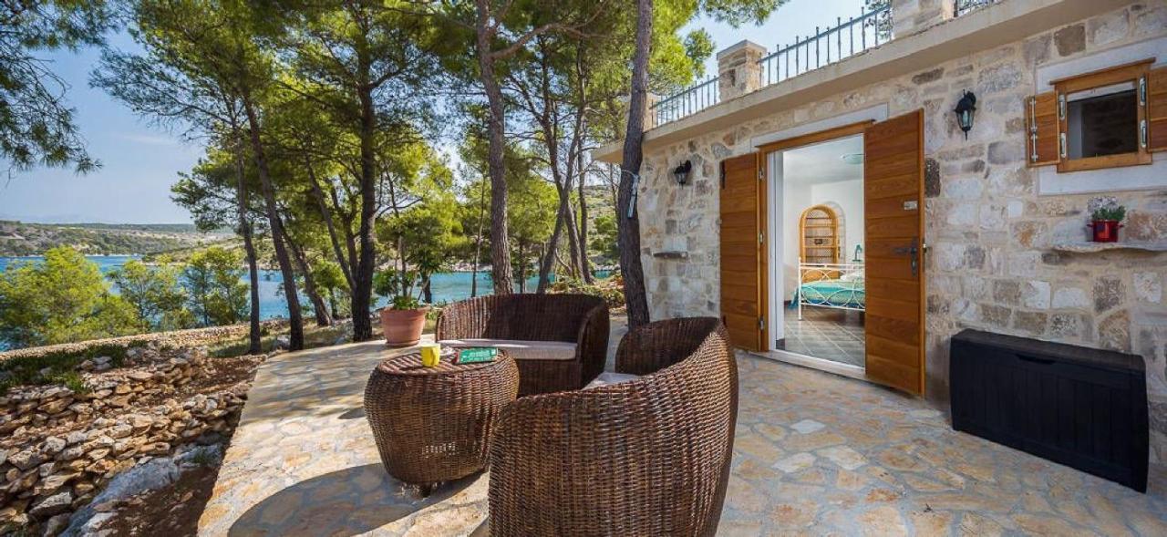 House Vesna Kupinova Villa Milna  Buitenkant foto