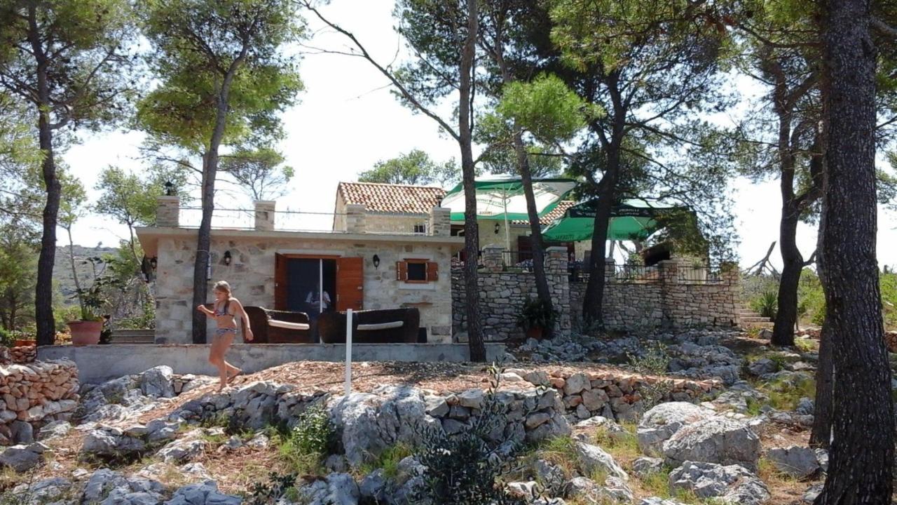 House Vesna Kupinova Villa Milna  Buitenkant foto